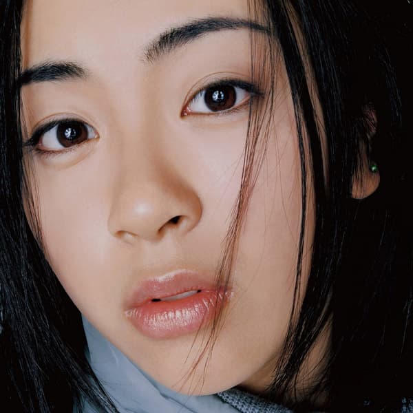 utada hikaru headshot